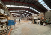 1100m² warehouse for sale in Puebla-Tornesa photo