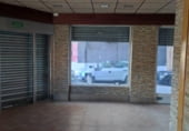 Local comercial
en venda, lloguer
amb 50m² a Albacete, Carretera de Jaen foto