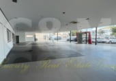 Nave en alquiler con 810m² en Ibiza foto