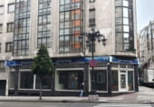 Local comercial
en venda
amb 95m² a Oviedo foto