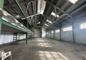 Nave Industrial en alquiler con 700m² en Sant Joan Despí foto