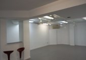 232m² salon de coiffure pour location à Valladolid, dans le quartier de Parquesol photo