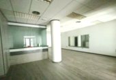 Local comercial en alquiler con 150m² en Valladolid, en la zona de San Pablo - San Nicolás foto