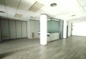 Local comercial en alquiler con 150m² en Valladolid, en la zona de San Pablo - San Nicolás foto