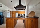 1376m² hotel for sale in Oliva photo
