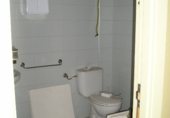 Local comercial en alquiler con 550m² en Badajoz foto