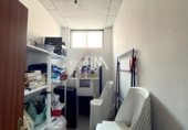 100m² commercial premises for sale in Manzanares photo