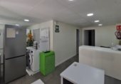 Local comercial en venta con 151m² en Málaga, en la zona de Camino de Suárez foto