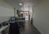 Local comercial en venta con 151m² en Málaga, en la zona de Camino de Suárez foto