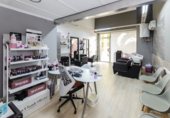 102m² salon de coiffure pour vente à Malaga, dans le quartier de Cortijo Alto photo