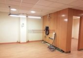 Oficina en alquiler con 211m² en Logroño foto