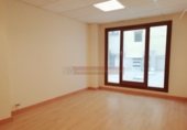 Oficina en alquiler con 211m² en Logroño foto