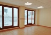 Oficina en alquiler con 211m² en Logroño foto