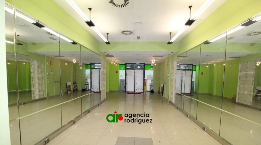 Local comercial