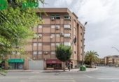 Local comercial en venta con 46m² en Granada foto