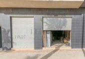 Local comercial
en venda
amb 214m² a la Pobla de Vallbona, Calle Fundación foto