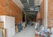 Local comercial
en venda
amb 214m² a la Pobla de Vallbona, Calle Fundación foto