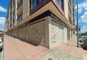 Local comercial en venta con 172m² en Buñol, Avenida de la Hoya foto