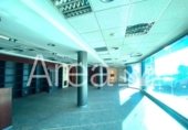 Local comercial en venta con 257m² en el Masnou, Carrer Àngel Guimerà foto