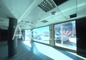 Local comercial en venta con 257m² en el Masnou, Carrer Àngel Guimerà foto