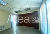 Local comercial en venta con 257m² en el Masnou, Carrer Àngel Guimerà foto