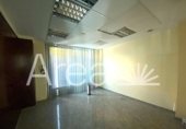 Local comercial en venta con 257m² en el Masnou, Carrer Àngel Guimerà foto