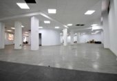 Local comercial en venta con 552m² en Madrid, en la zona de Palacio, Calle de Segovia foto
