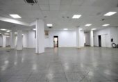 Local comercial en venta con 552m² en Madrid, en la zona de Palacio, Calle de Segovia foto