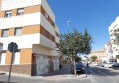 Local comercial en venta con 77m² en Chiclana de la Frontera, Calle Gustavo Adolfo Bécquer foto