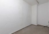 Local comercial en venta con 180m² en Montefrío, Calle El Zanjón foto