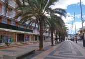 200m² locaux commerciaux pour vente à Oliva, Avenida de Burguera photo