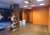 54m² locaux commerciaux pour vente à Tres Cantos, photo