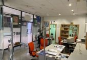 60m² commercial premises for sale in Tres Cantos, photo