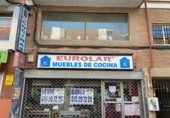 Local comercial en venta con 235m² en Madrid, en la zona de Palomeras Bajas, Avenida de las Palomeras foto