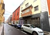 Edificio en venta con 908m² en San Cristóbal de La Laguna, Calle Arzobispo Elías Yanes foto