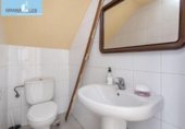 152m² commercial premises for sale in Granada, Calle Turina photo