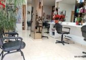 61m² hair salon for sale in Blanes, Carrer Jaume I photo