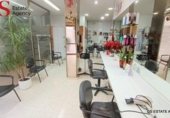 61m² hair salon for sale in Blanes, Carrer Jaume I photo