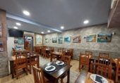 147m² restaurant pour vente à Barcelone, dans le quartier de la Guineueta, Carrer Riba-roja photo