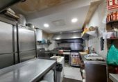 147m² restaurant pour vente à Barcelone, dans le quartier de la Guineueta, Carrer Riba-roja photo