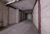 Local comercial en venta con 170m² en Valladolid, en la zona de Plaza Mayor, Calle de las Angustias foto