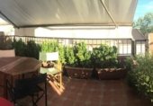 Edificio en venta con 225m² en Paterna, Calle 4 foto