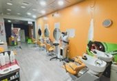 Local comercial en venta con 170m² en Cádiz, centro, plaza candelaria foto