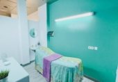 Local comercial en venta con 170m² en Cádiz, centro, plaza candelaria foto