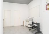 Local comercial en venta con 107m² en Motril, Calle Ruperto Chapí foto