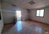 850m² warehouse for sale in Cuenca, Calle Primera photo