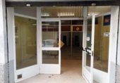 134m² commercial premises for sale in Valencia, in the area of Torrefiel, Calle Escultor Piquer photo