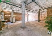 Local comercial en venta con 198m² en Granada, Carretera de la Sierra foto