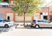 Local comercial en venta con 198m² en Granada, Carretera de la Sierra foto