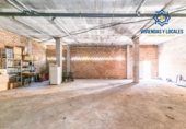 Local comercial en venta con 198m² en Granada, Carretera de los Filtros foto